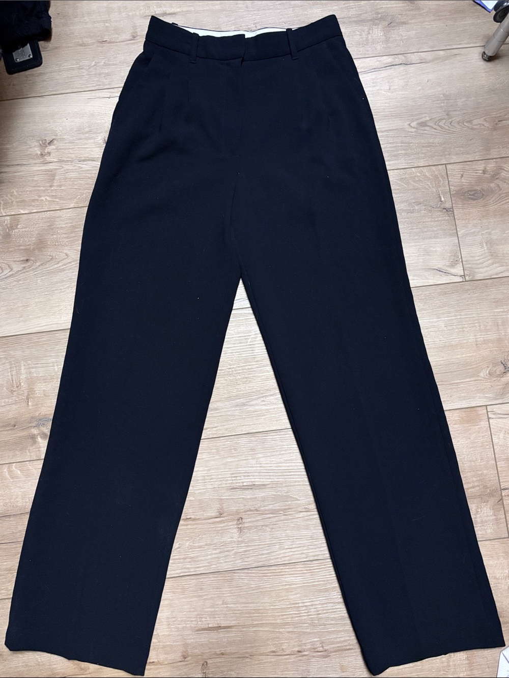 Aritzia Wilfred Effortless Pants Size 8 High Rise Wide Leg Trousers